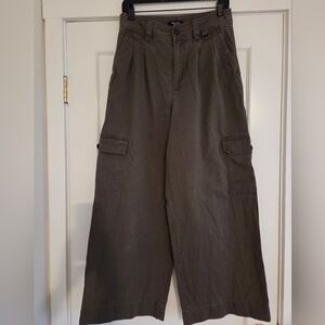 Madewell Size 6 Pleated Wide Leg Cargo Trousers Utility Pants Olive Green